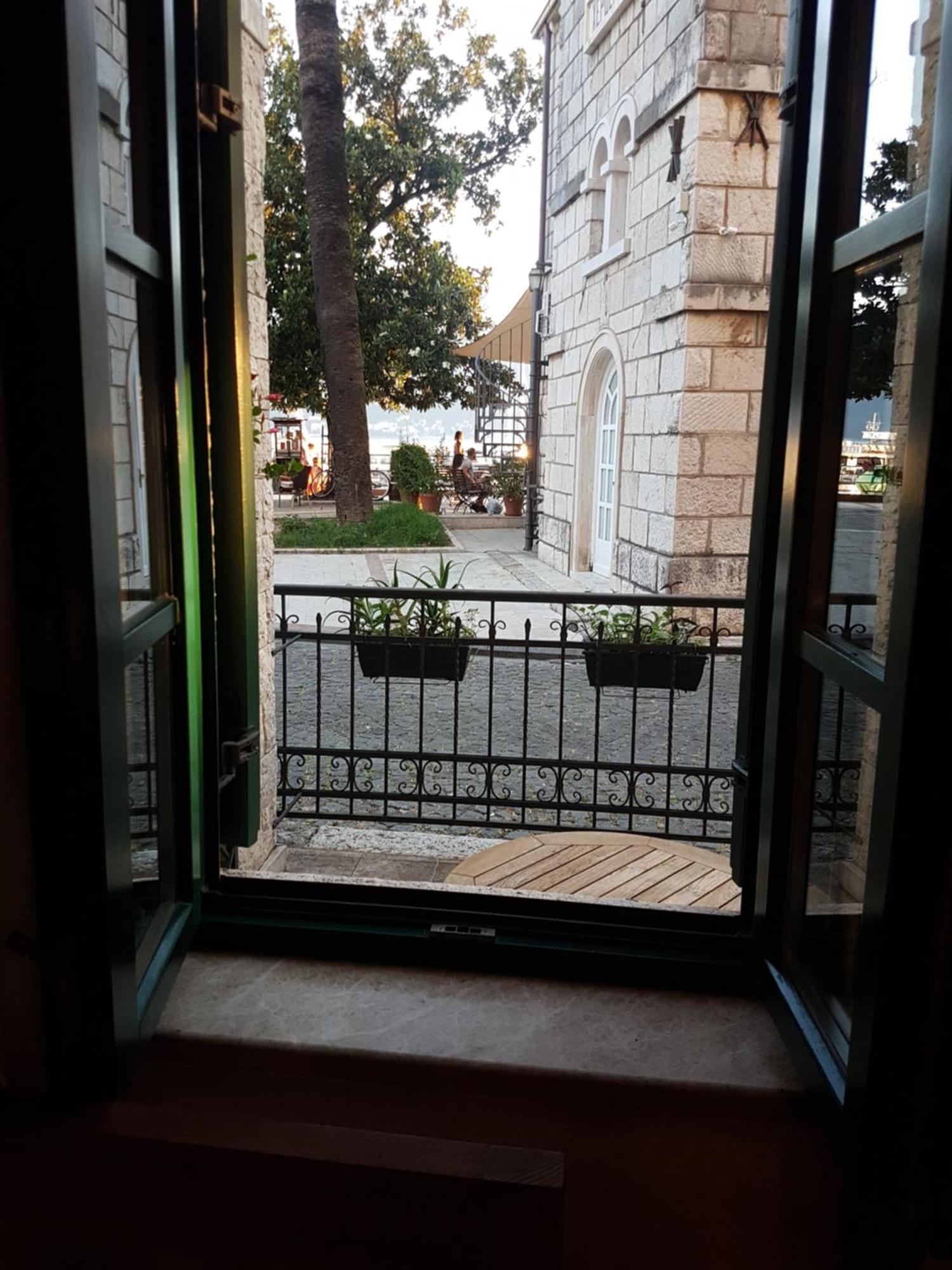 Skver Studio Apartments Herceg Novi Exterior foto