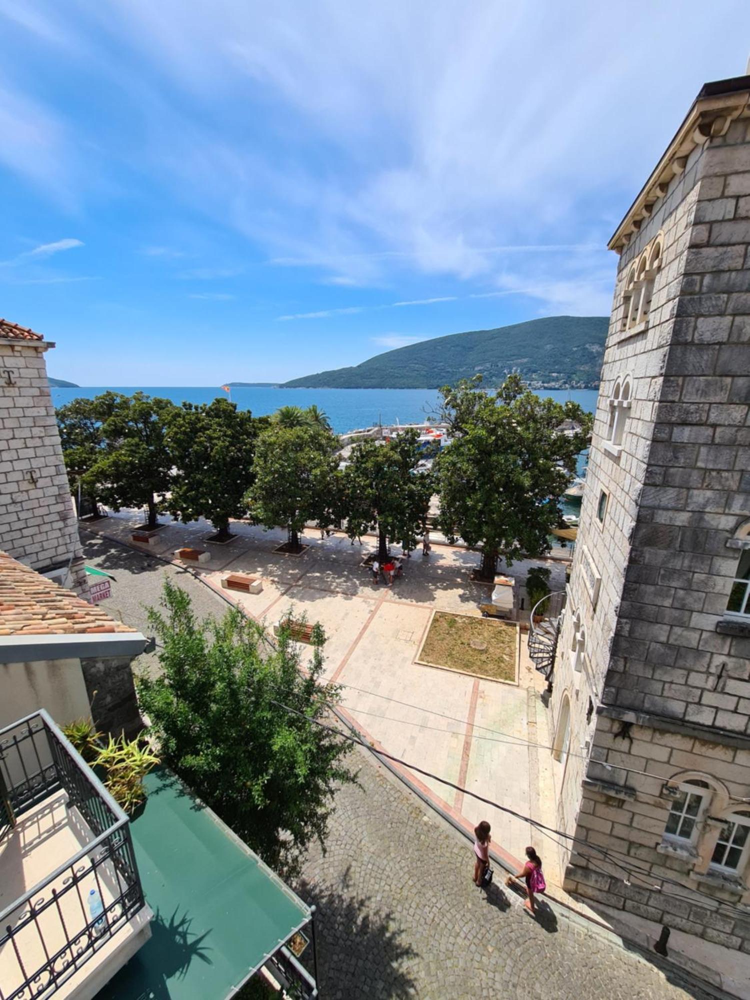 Skver Studio Apartments Herceg Novi Exterior foto