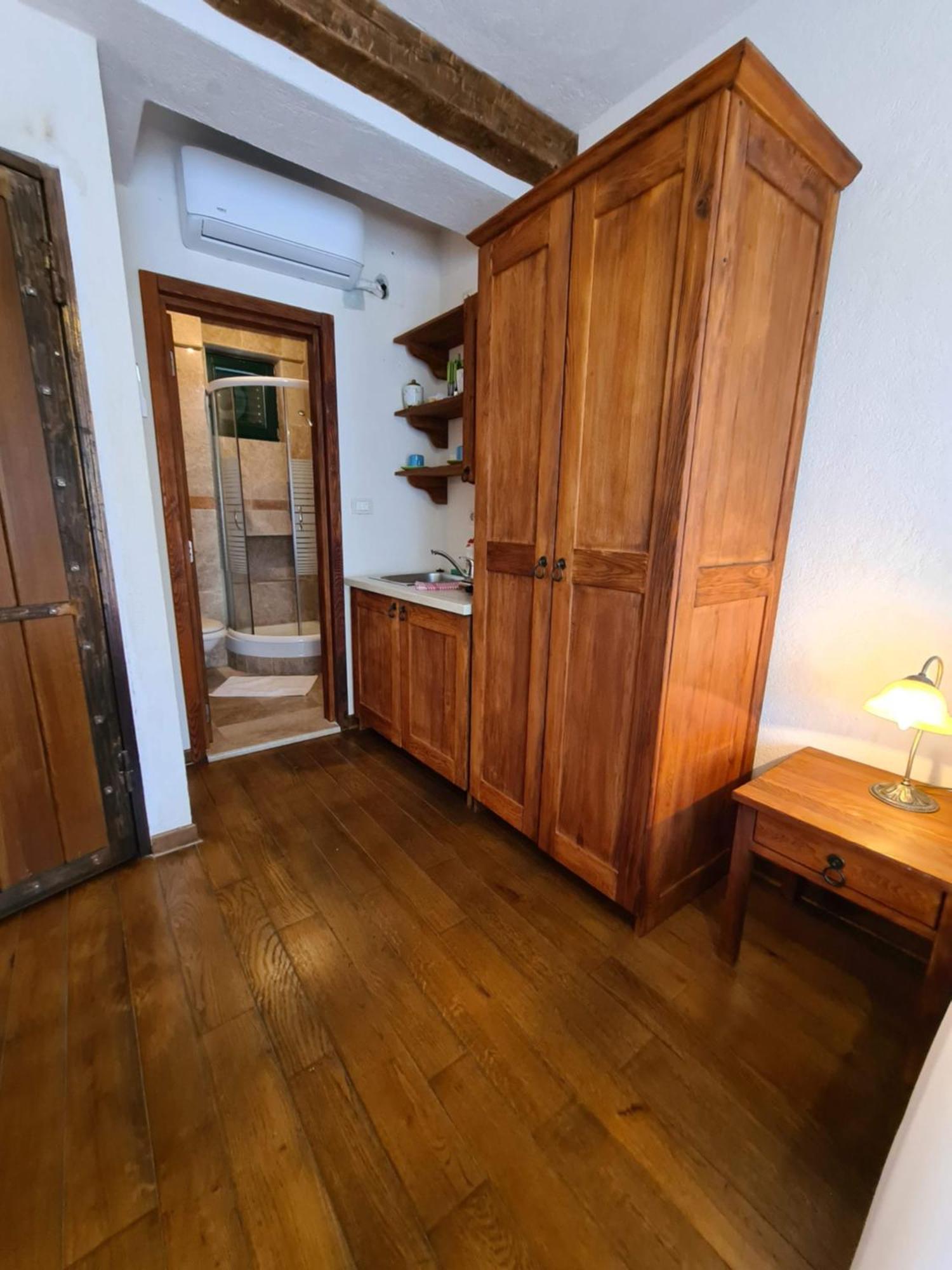 Skver Studio Apartments Herceg Novi Exterior foto