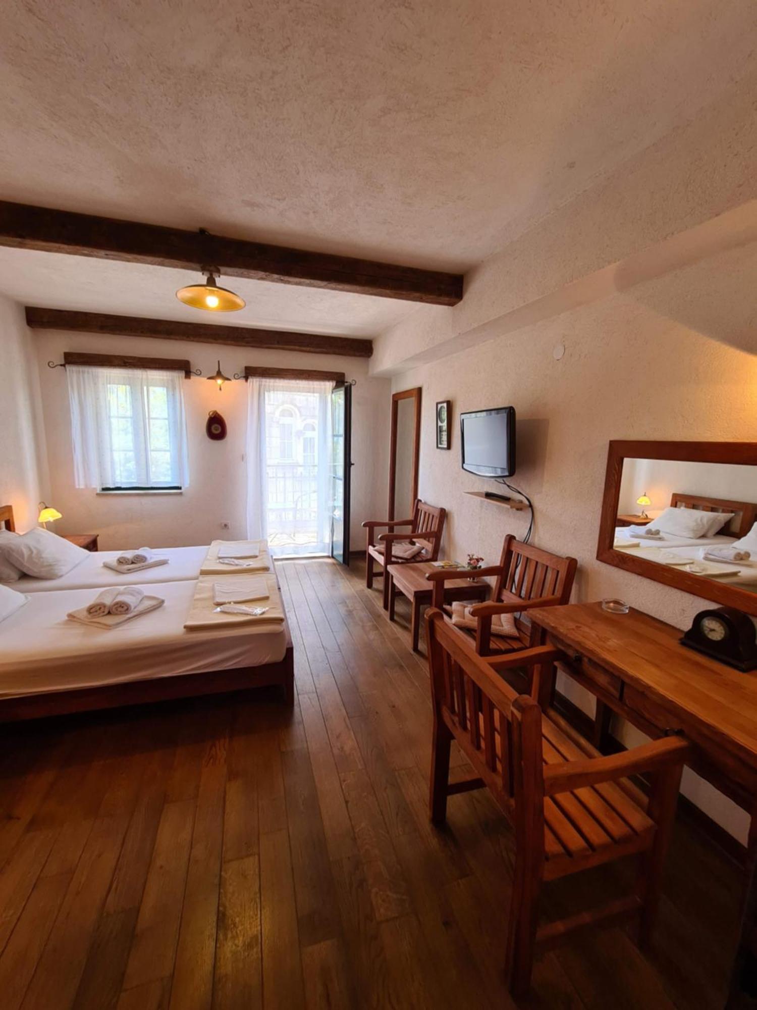 Skver Studio Apartments Herceg Novi Exterior foto