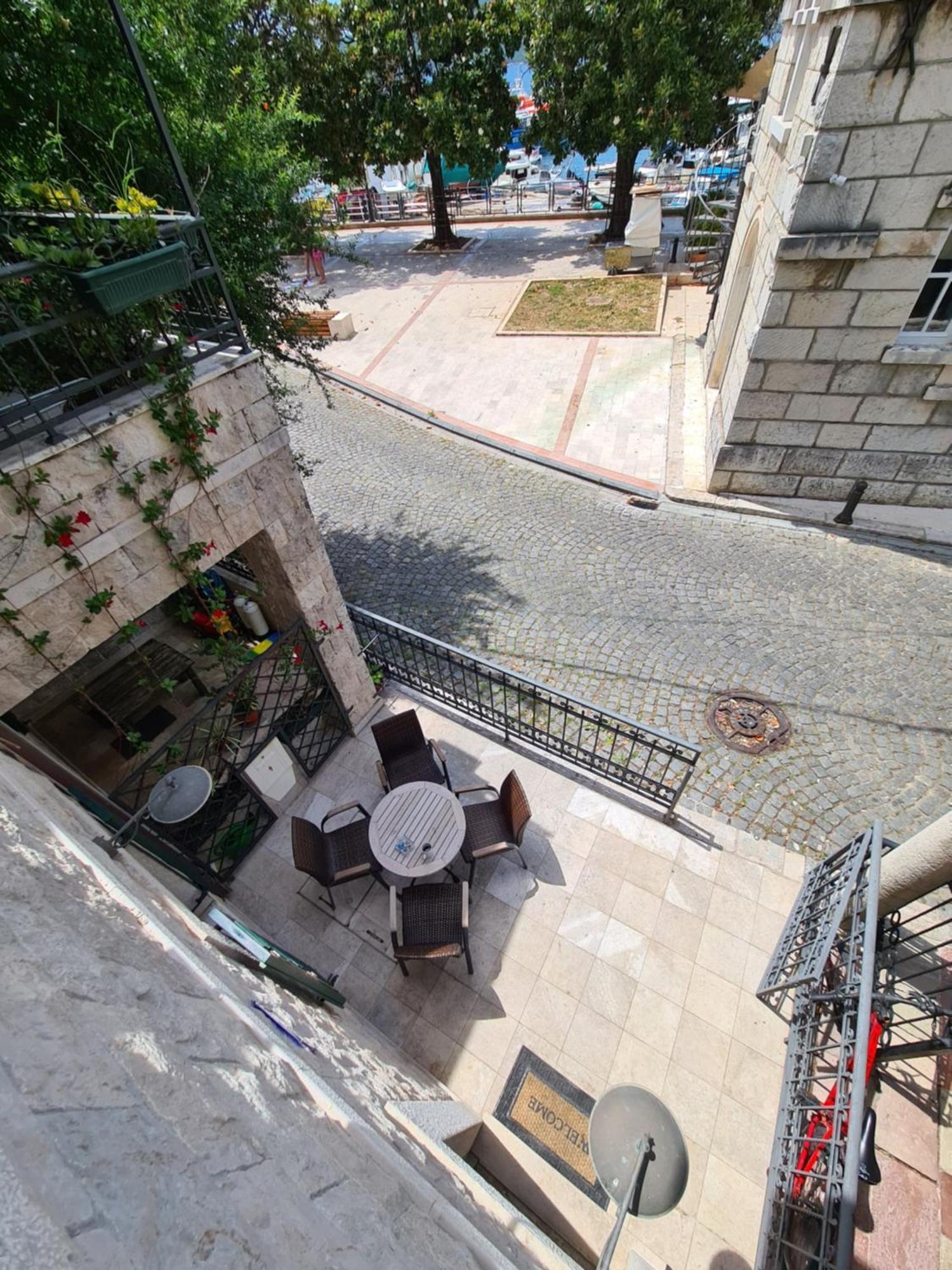 Skver Studio Apartments Herceg Novi Exterior foto