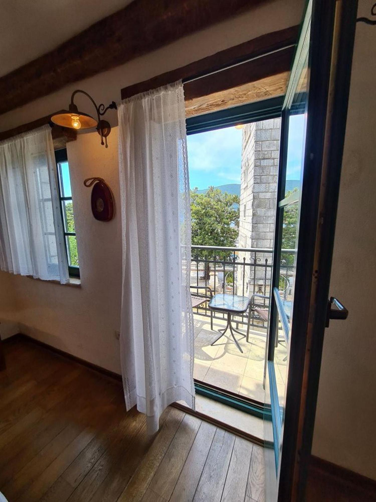 Skver Studio Apartments Herceg Novi Habitación foto