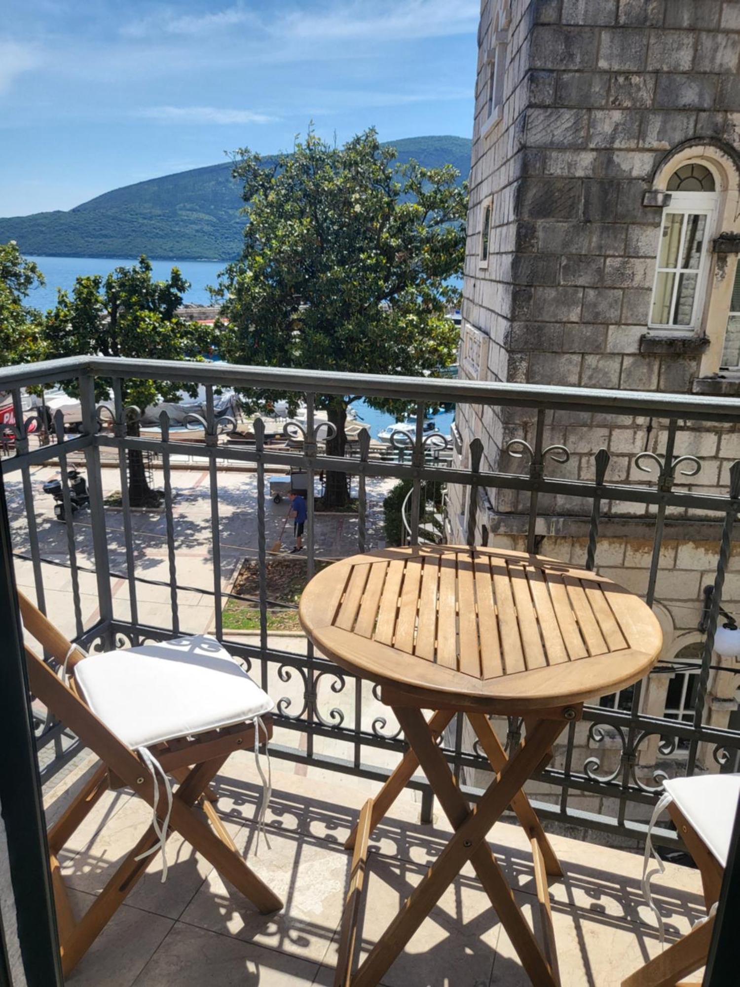 Skver Studio Apartments Herceg Novi Exterior foto