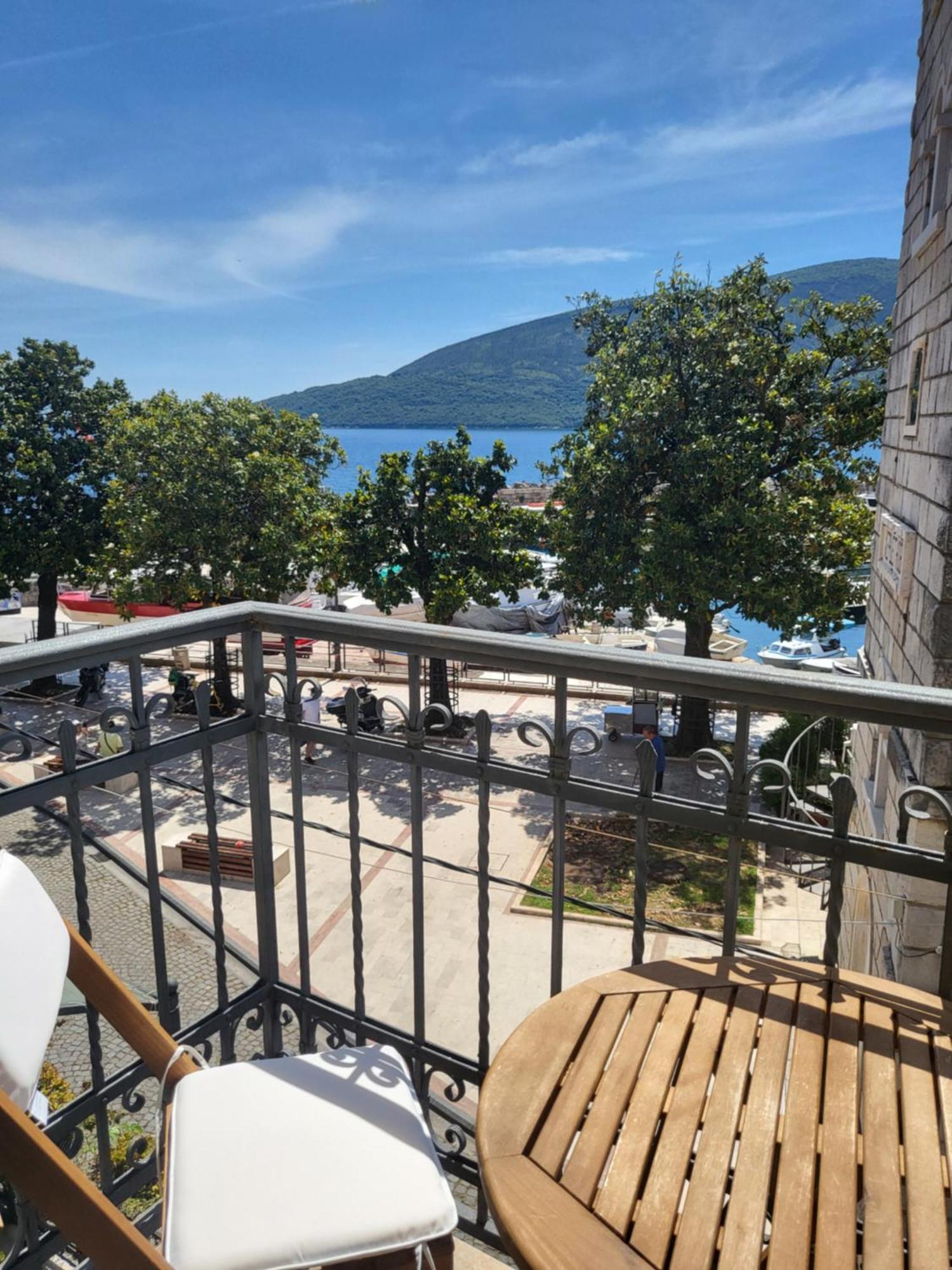 Skver Studio Apartments Herceg Novi Exterior foto