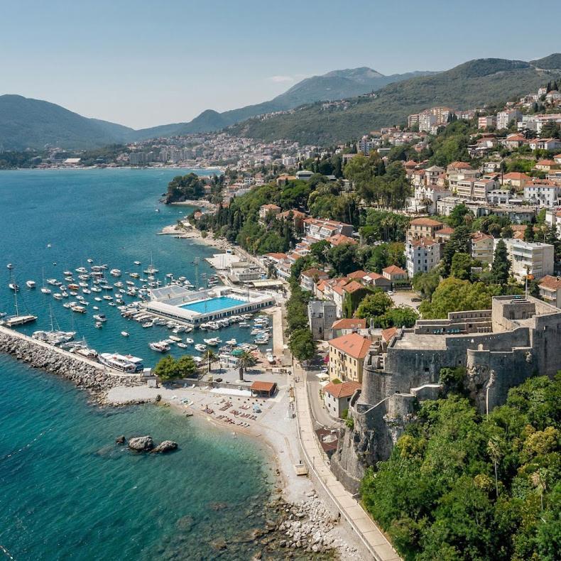 Skver Studio Apartments Herceg Novi Exterior foto